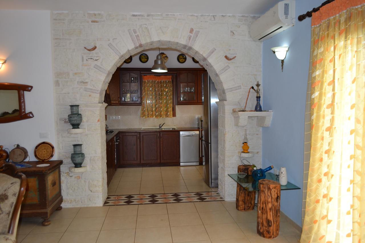 Villa Qarri クサミル エクステリア 写真